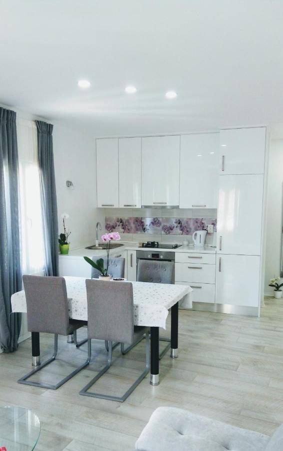 Apartment Davorka マカルスカ エクステリア 写真